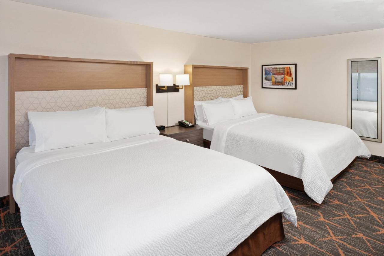 Holiday Inn Chicago/Oak Brook By Ihg Окбрук Террас Экстерьер фото