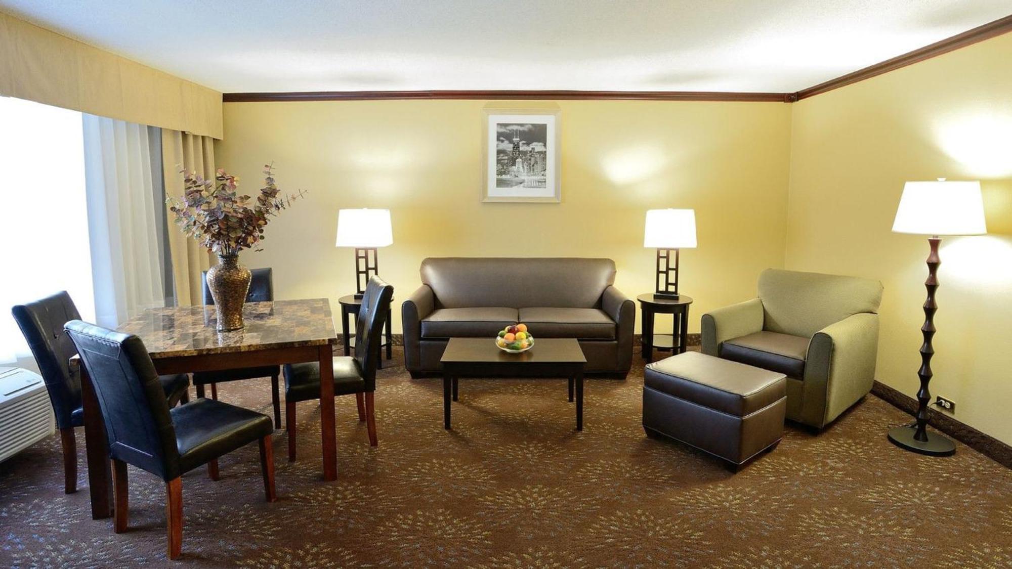 Holiday Inn Chicago/Oak Brook By Ihg Окбрук Террас Экстерьер фото