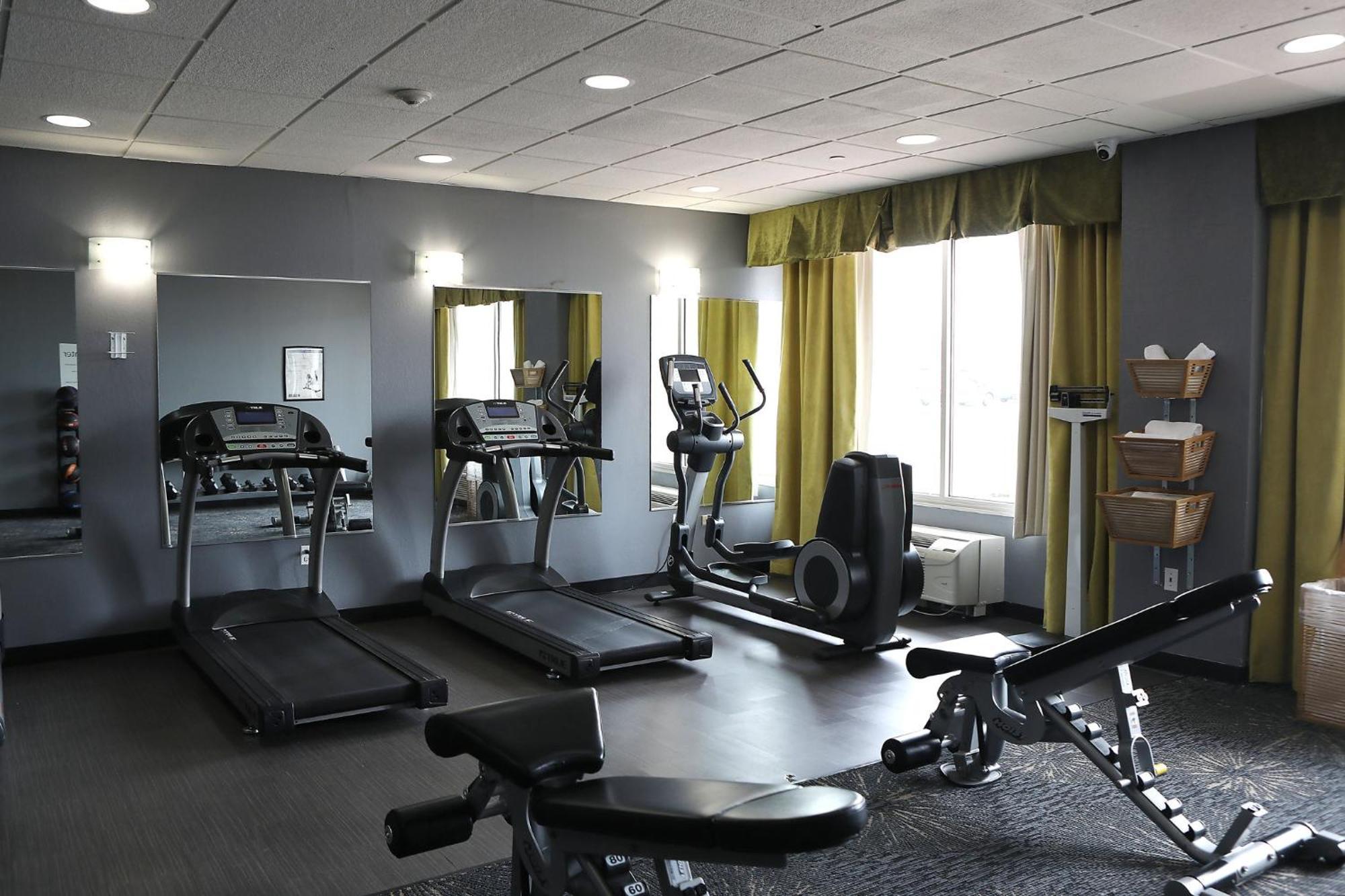 Holiday Inn Chicago/Oak Brook By Ihg Окбрук Террас Экстерьер фото