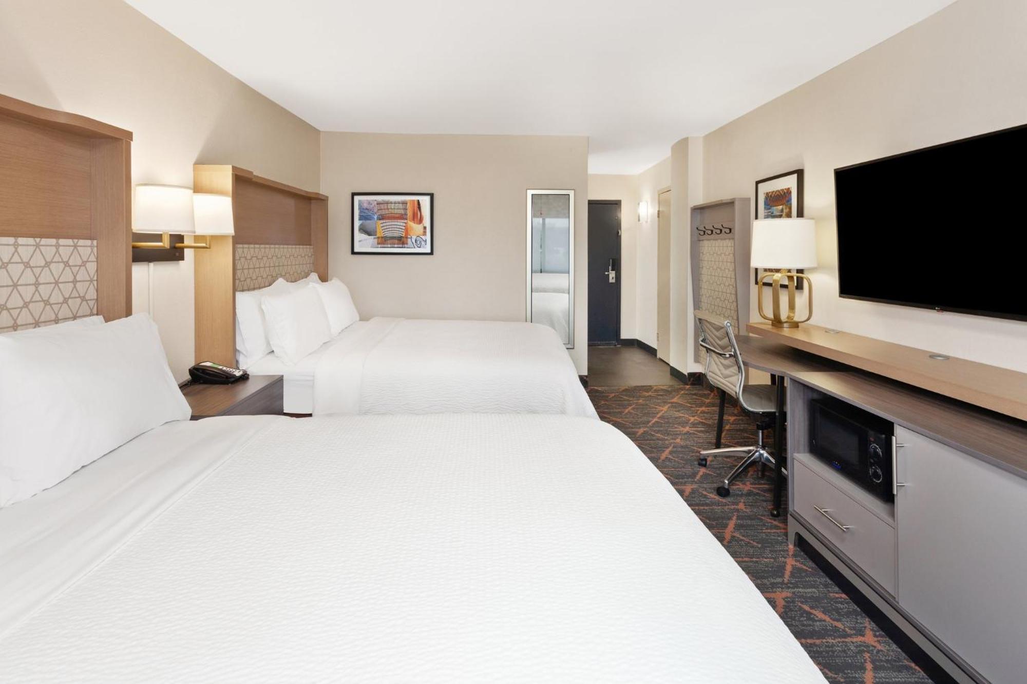 Holiday Inn Chicago/Oak Brook By Ihg Окбрук Террас Экстерьер фото