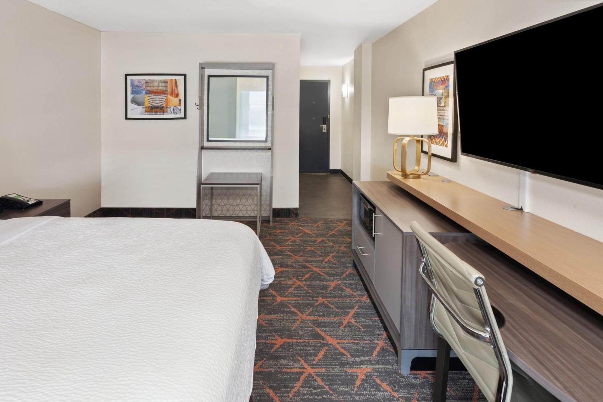 Holiday Inn Chicago/Oak Brook By Ihg Окбрук Террас Экстерьер фото