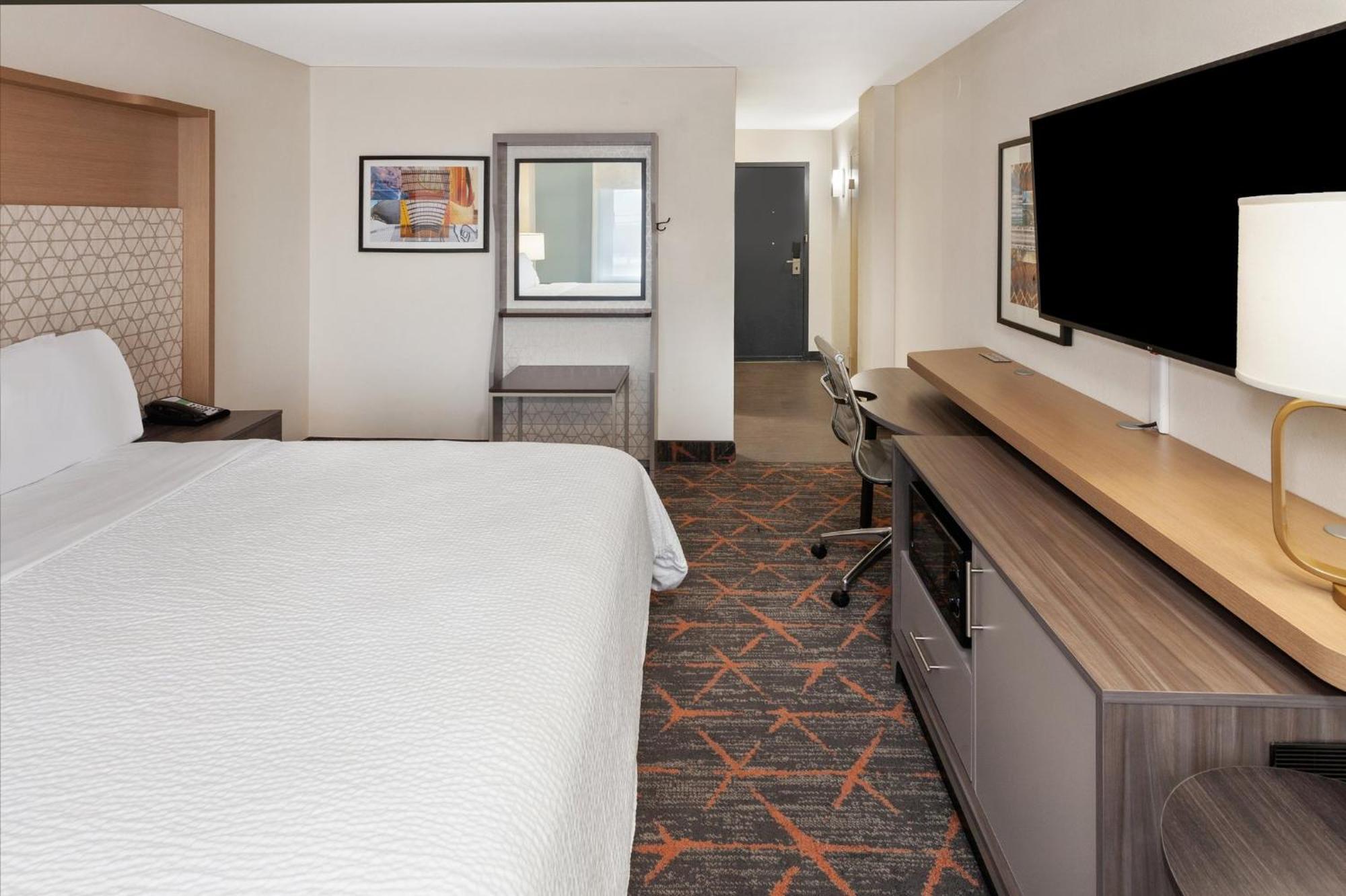 Holiday Inn Chicago/Oak Brook By Ihg Окбрук Террас Экстерьер фото